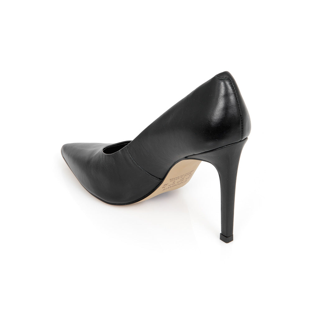 SCARPIN SALTO ALTO PRETO DE COURO