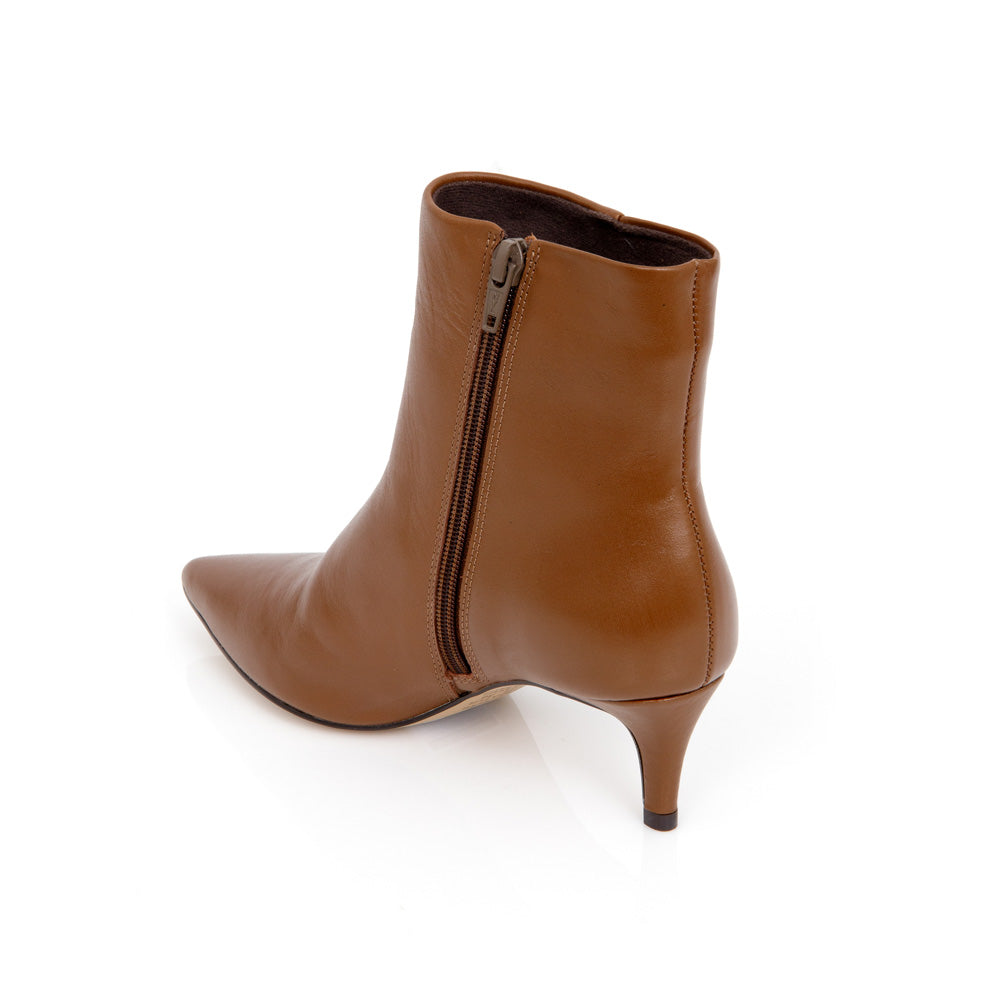 BOTA CANO CURTO CARAMELO MOGNO DE COURO