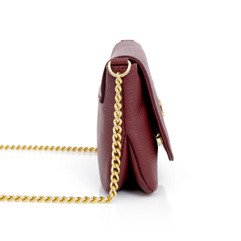 BOLSA PEQUENA DE COURO BORDÔ ALÇA CORRENTE