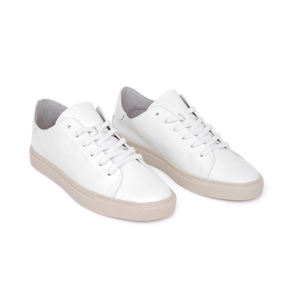 TÊNIS FEMININO BRANCO DE COURO AMARRAÇÃO