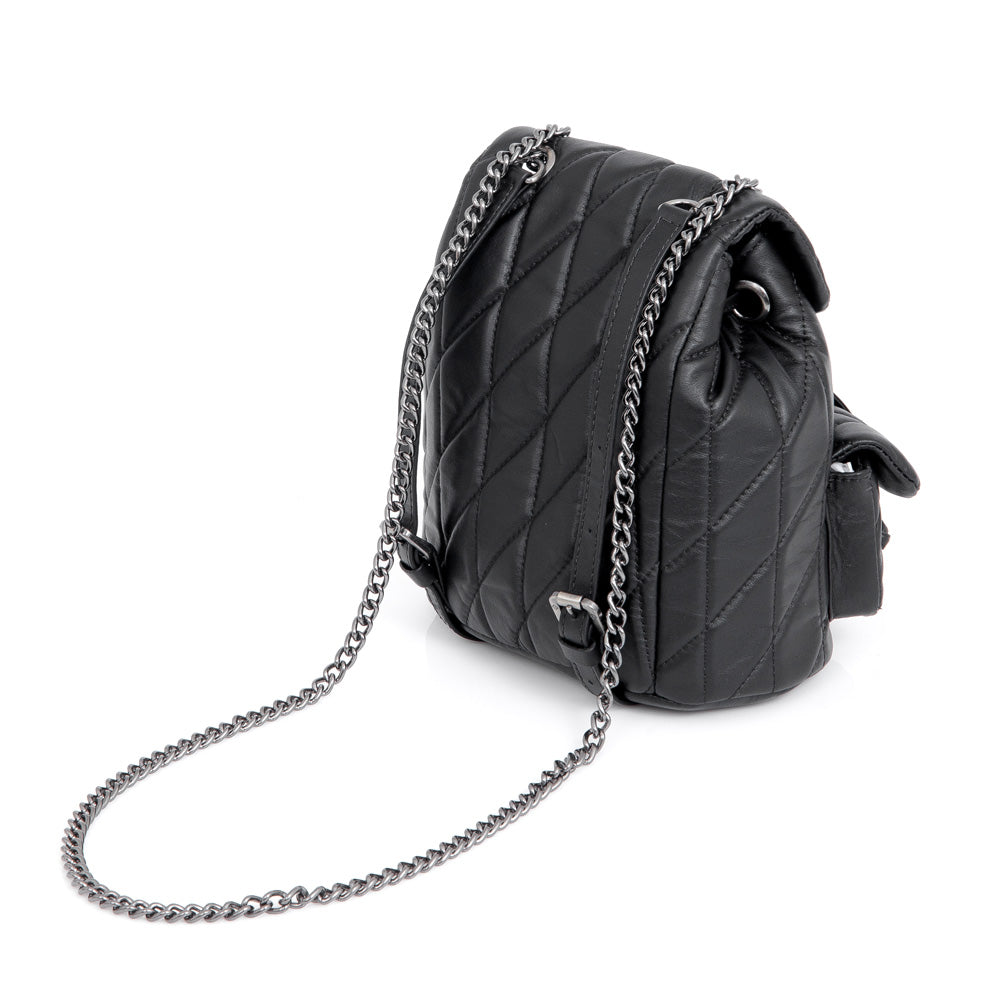 MOCHILA PRETA DE COURO MATELASSÊ ALÇA CORRENTE